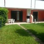 With Shared Pool For 5 Guests *