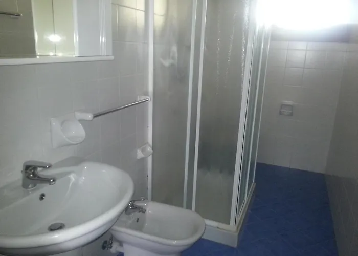 With Shared Pool For 5 Guests *